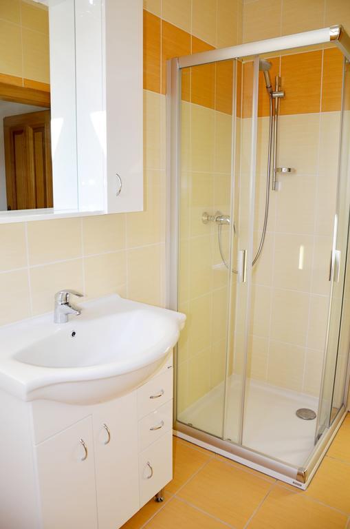 Penzion U Blatce Hotell Nové Hrady Rum bild