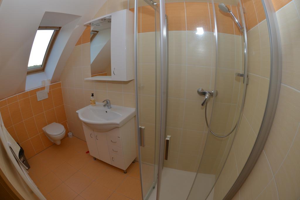 Penzion U Blatce Hotell Nové Hrady Rum bild