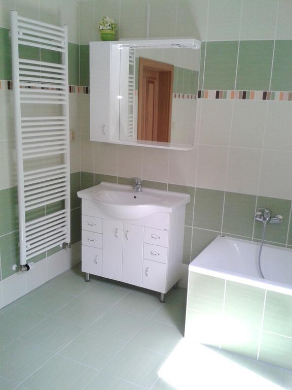 Penzion U Blatce Hotell Nové Hrady Rum bild