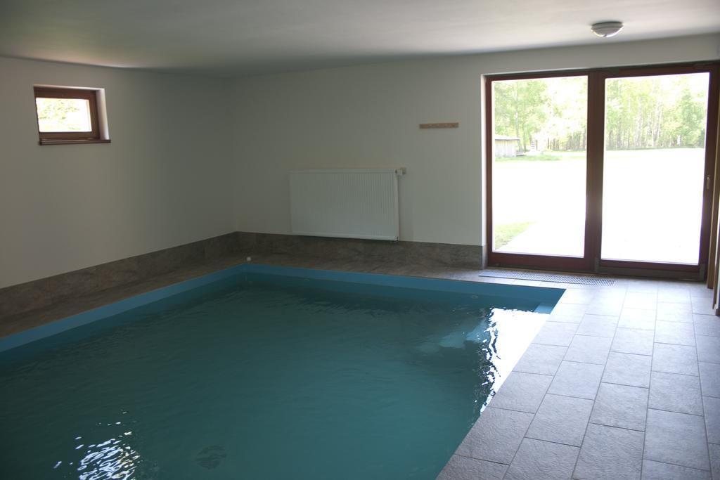 Penzion U Blatce Hotell Nové Hrady Exteriör bild